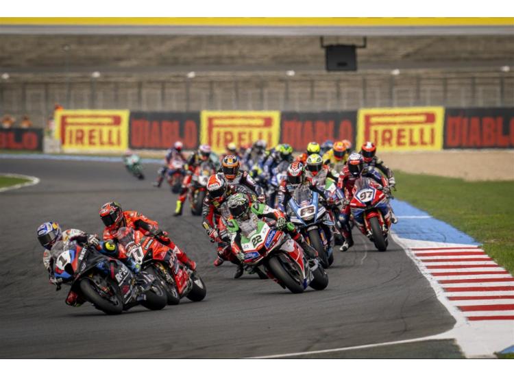 Double podium dimanche pour BbKRT et Lowes