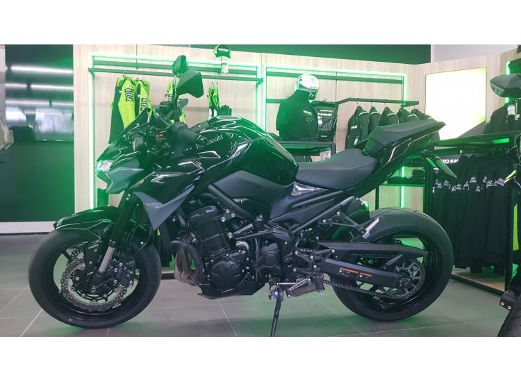 KAWASAKI Z 900