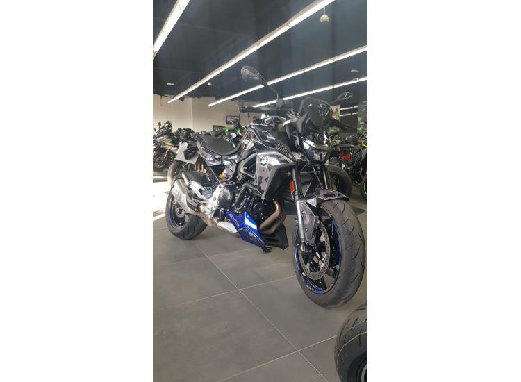 BMW F900R