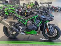 KAWASAKI ZH2 SE AKRAPOVIC (204€/mois)