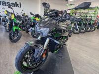 KAWASAKI ZH2 SE AKRAPOVIC (204€/mois)