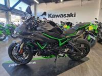 KAWASAKI ZH2 SE AKRAPOVIC (204€/mois)