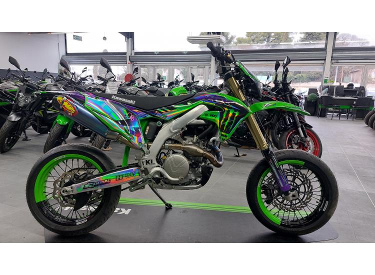 KAWASAKI KX 450 X SUPERMOTARD (217€/MOIS)