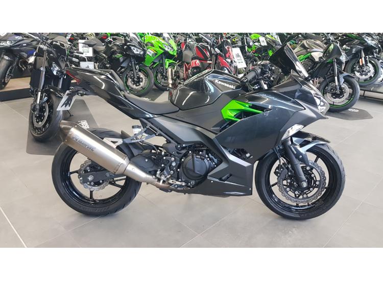 KAWASAKI NINJA 400 