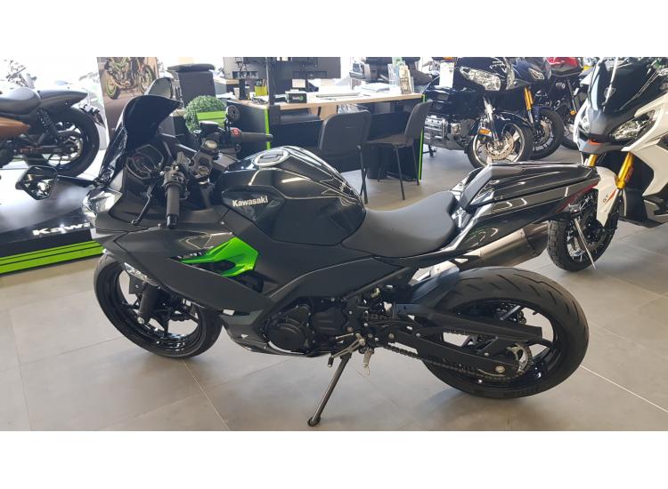 KAWASAKI NINJA 400 