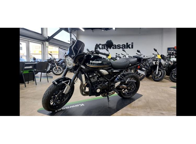 KAWASAKI Z 900RS ( 152 €/mois)