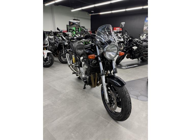 YAMAHA XJR 1300