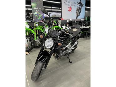 SUZUKI GLADIUS 650