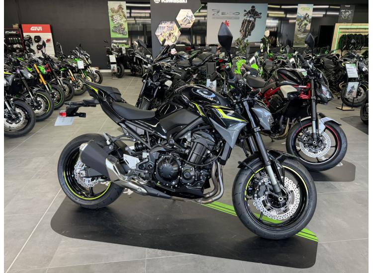 KAWASAKI Z 900